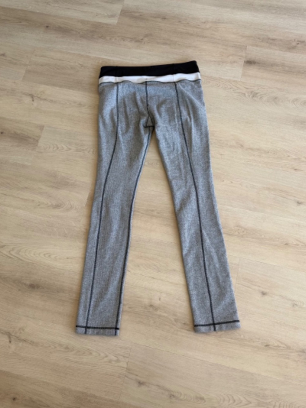 Lululemon Skinny Groove Pants 10